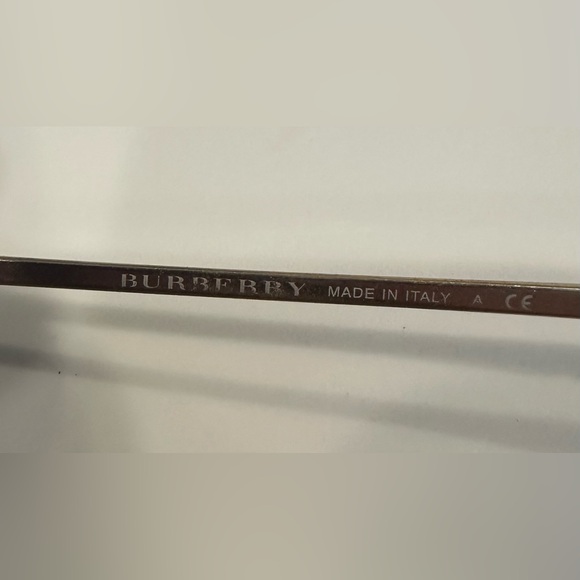 Burberry sunglass frames - Picture 5 of 7